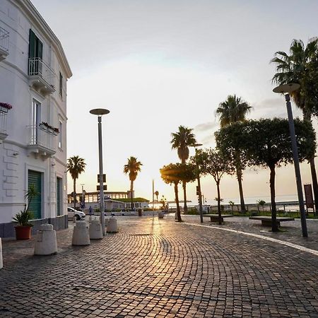 Aquamar Bed And Breakfast Кротоне Экстерьер фото